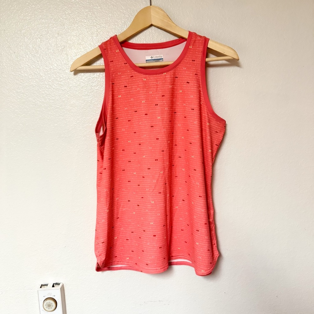 Columbia Peach Cloud Between Lines Omni Freeze Tank Top | Medium 🧺 - Picture 2 of 4